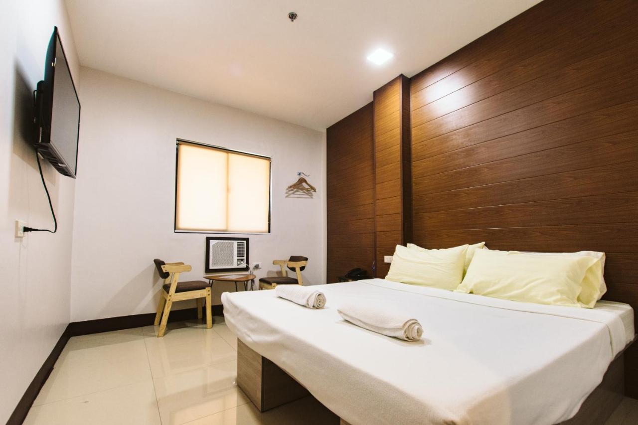 Vigan Traversa Hotel Exterior photo